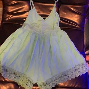 ❤️‍🔥Cute summer outfit light teal green only worn like 3 times!!!❤️‍🔥